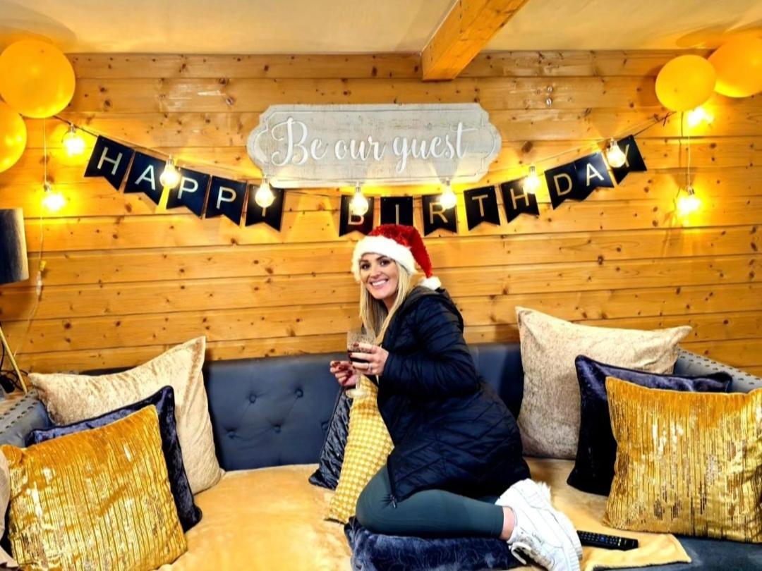 Therapy Lodge Баликасъл Стая снимка