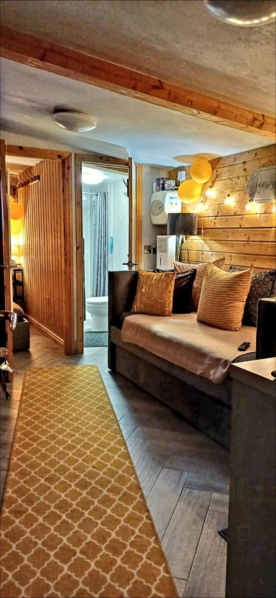 Therapy Lodge Баликасъл Стая снимка